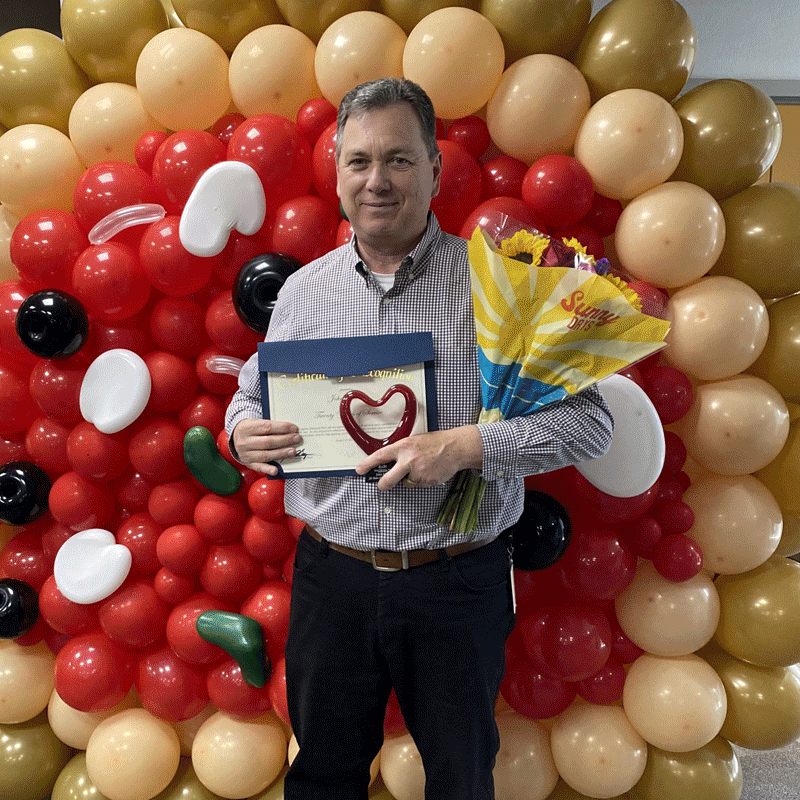 KID_QuarterlyAwards_Slideshow_SEP2025 KID Quarterly Service Awards – Sept 2025