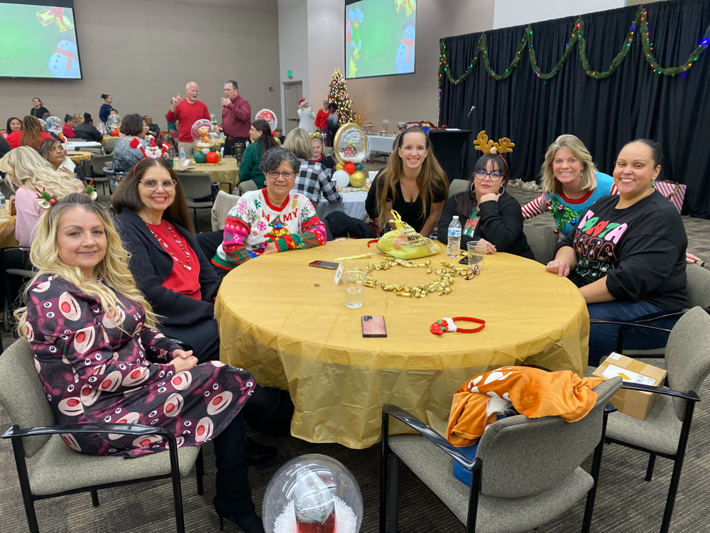 KID_StaffHolidayParty_DEC2025-06 Staff Holiday Party — DEC 2025