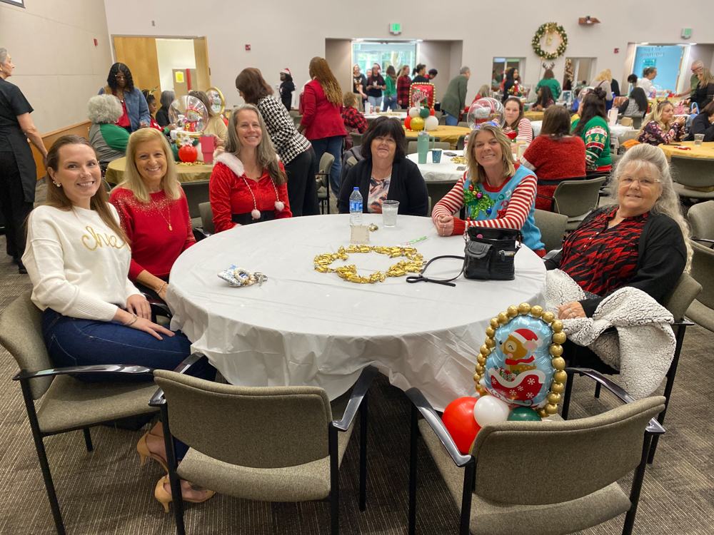 KID_StaffHolidayParty_DEC2025-09 Staff Holiday Party — DEC 2025